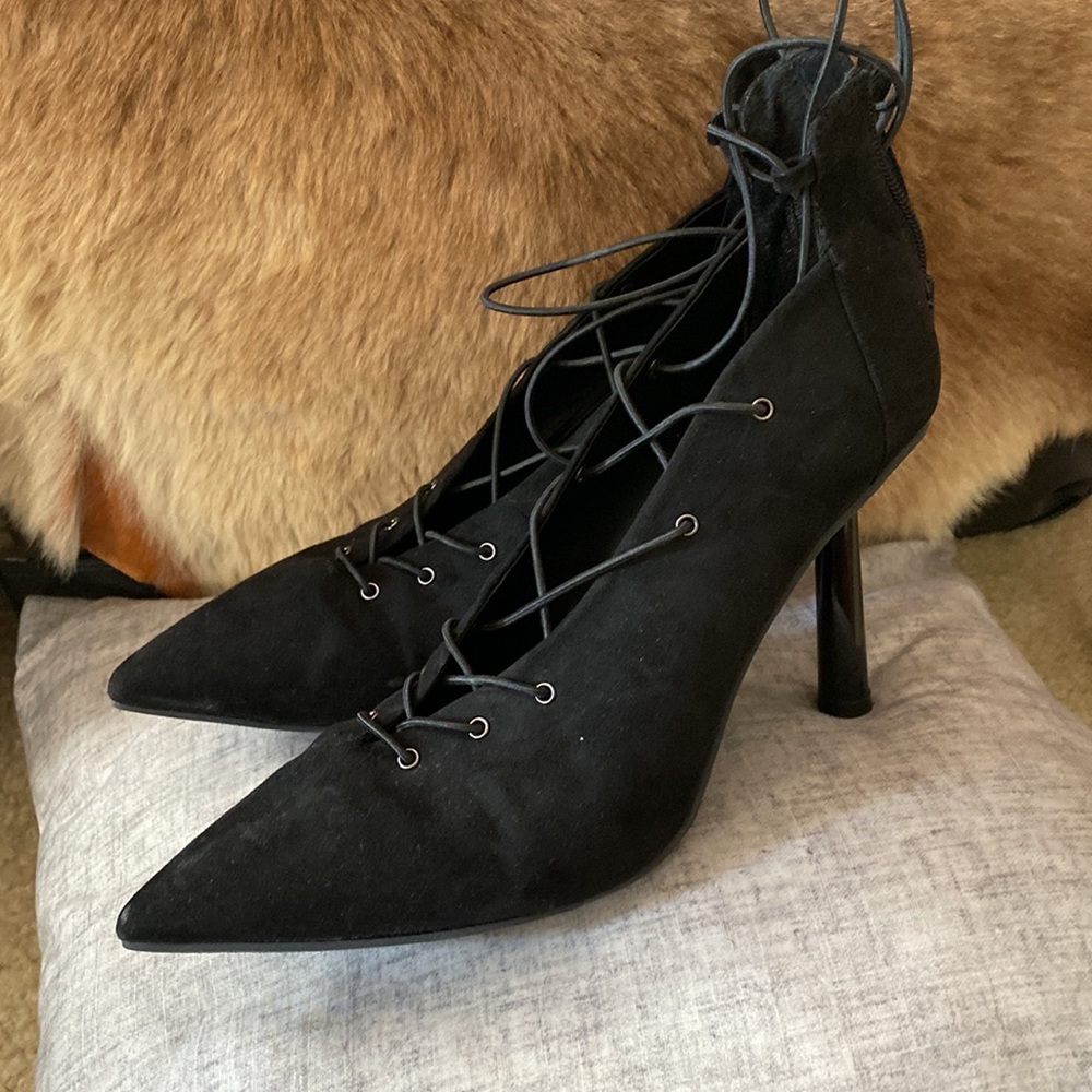 WILD PAIR LACE UP SHOES - Picture 4 of 8